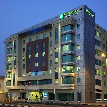 Holiday Inn Express Dubai Jumeirah, An Ihg Hotel Bagian luar foto