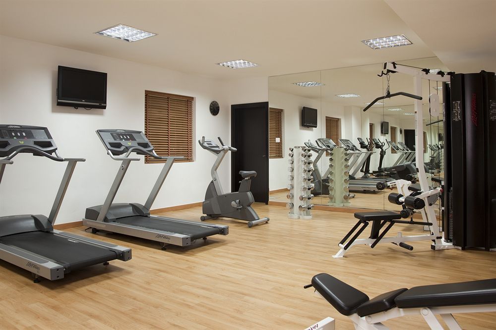 Holiday Inn Express Dubai Jumeirah, An Ihg Hotel Bagian luar foto