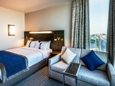 Holiday Inn Express Dubai Jumeirah, An Ihg Hotel Bagian luar foto